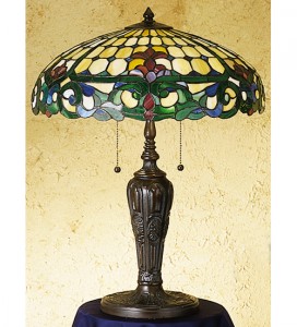 lampa w stylu kolonialnym 